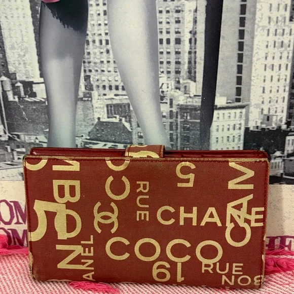 Chanel Coco kisslock wallet in fabric and leather - Picture 2 of 16